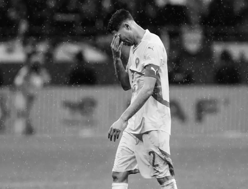 حكيمي يكسر صمته برسالة مؤثرة